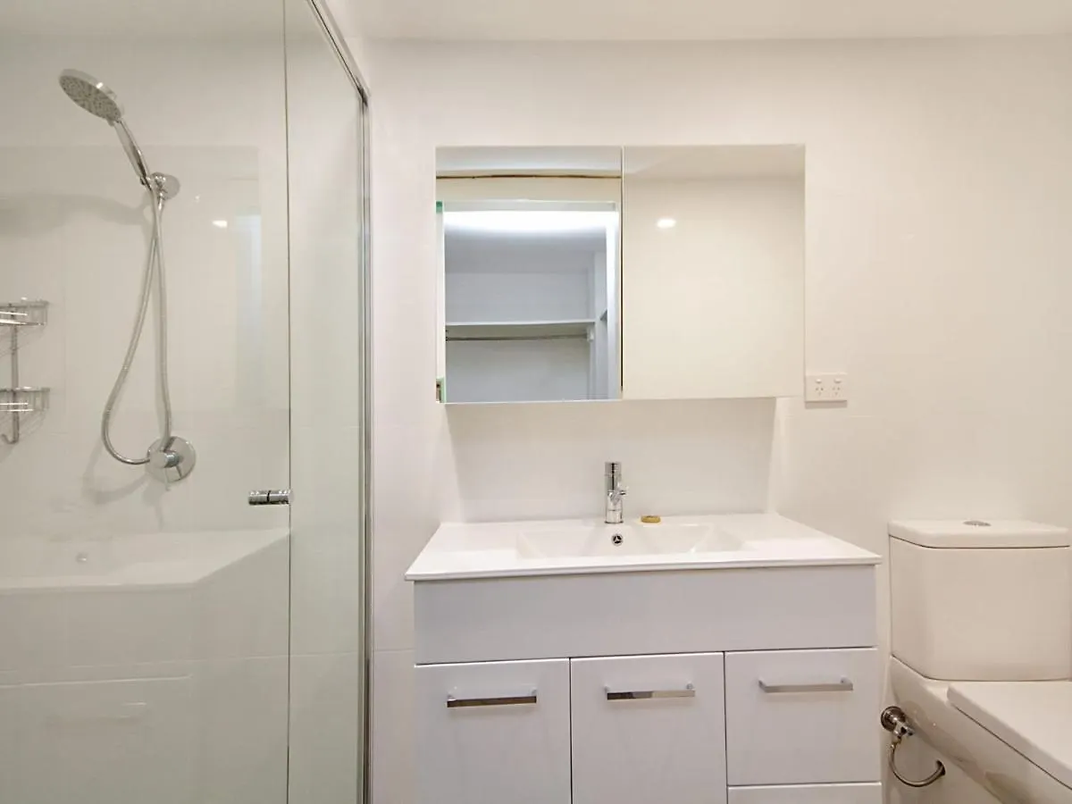 Kooringal Unit 16 Apartment Gold Coast